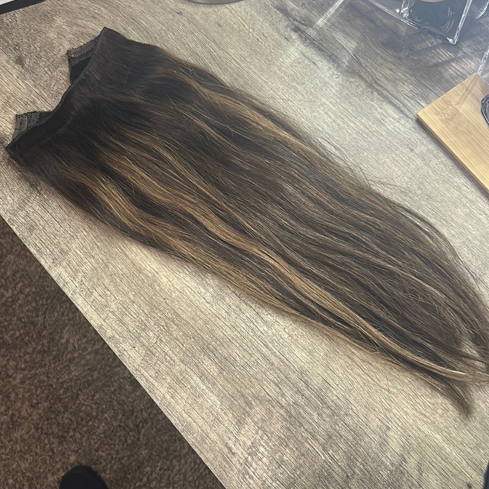 1piece 18inch clip in hair extension.